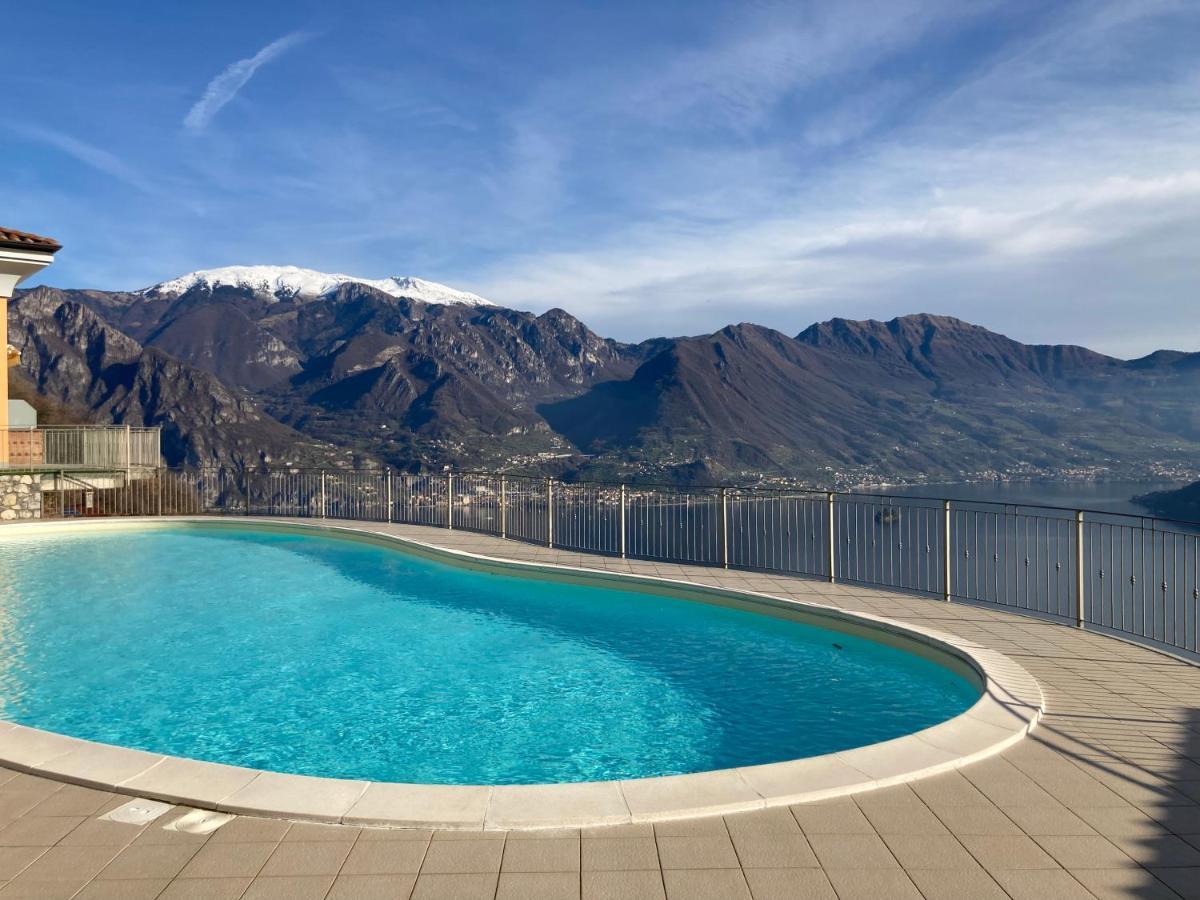Appartamento Grande Terrazza Vista Lago Parzanica Eksteriør bilde