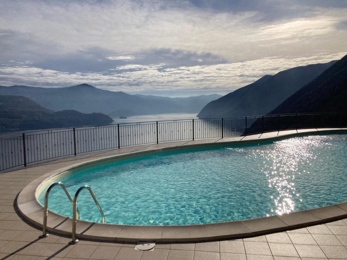 Appartamento Grande Terrazza Vista Lago Parzanica Eksteriør bilde