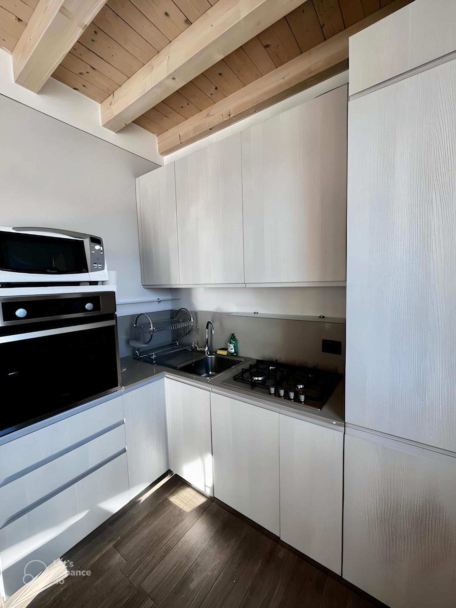 Appartamento Grande Terrazza Vista Lago Parzanica Eksteriør bilde